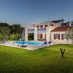 Villa Ragusa By Villsy *