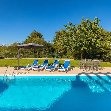 Ragusa Villa *